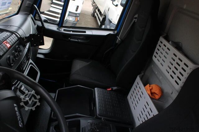 Kuffert Iveco Eurocargo 120E21 + LIFT + EURO 6 + 2 PIECES IN ...