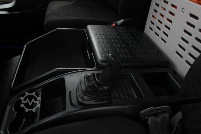 Kuffert Iveco Eurocargo 120E21 + LIFT + EURO 6 + 2 PIECES IN ...