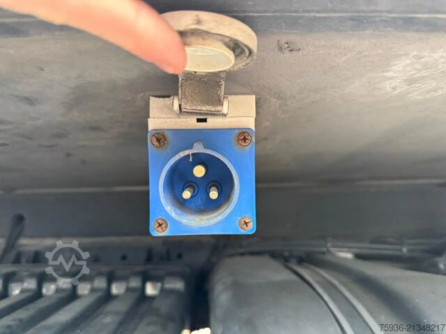 Kyld/fryst transport DAF LF 12.230 I 6 Cylinder I -35°C Freezer Cool 3 P...