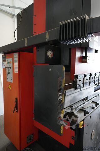 Abkant presa AMADA HFBO 170/40