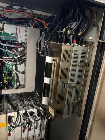 Vertikalni obradni centar BRIDGEPORT VMC 1000