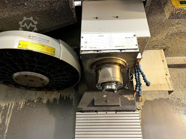 Vertikalni obradni centar BRIDGEPORT VMC 1000 22 Digital