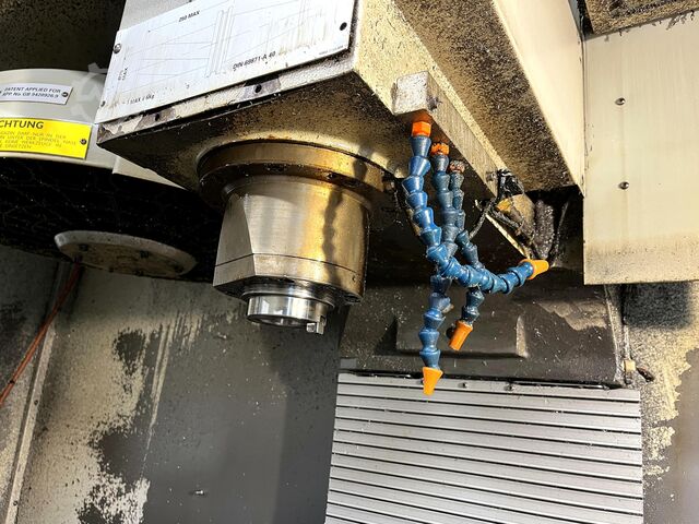 Vertikalni obradni centar BRIDGEPORT VMC 1000 22 Digital