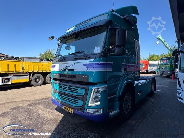 Standard tractor Volvo FM Globetrotter 4x2