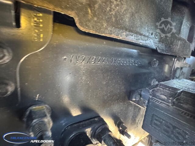 Standard tractor Volvo FM Globetrotter 4x2