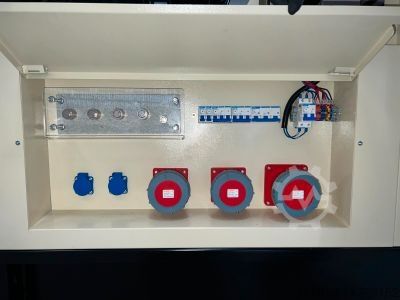 Groupe électrogène de secours 135kVA Newpower Generator NWD150 Notsromaggregat Soundproof Plus