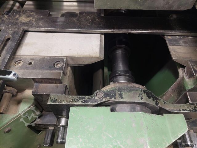 Planer and moulder WEINIG Hydromat 22 B