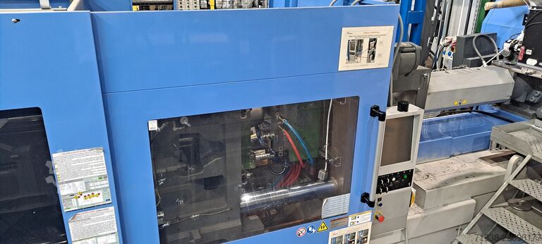Mașină de turnat prin injecție JSW (Japan Steel Works) J350AD