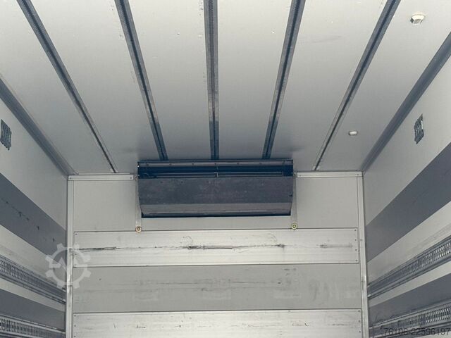 Refrigerated truck MAN TGM 18.290 Tiefkühlkoffer +LBW*Thermoking*