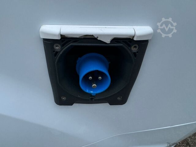 Refrigerator body van FORD Transit Custom Pharma*3 kammer*-30/+5/+22 Grad