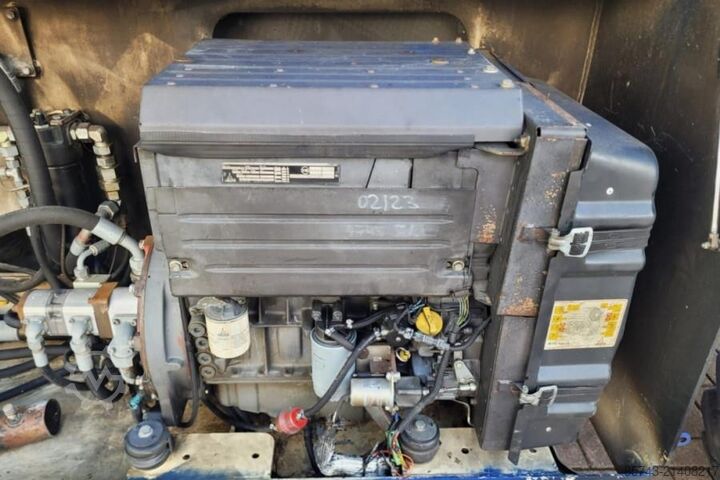 Scherenhebebühne Liftlux SL205-25 D4WDS/P As-Is, Diesel, 4x4 Drive, Hydraul