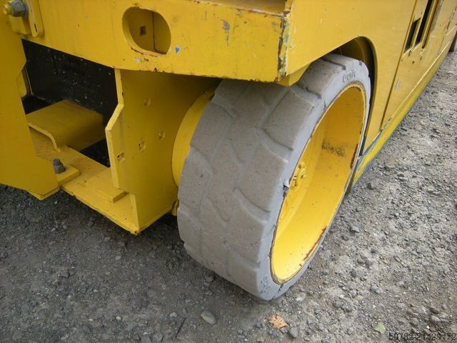 Arbeitsbühne GENIE GS 3246 Scherenarbeitsbühne 11,9 m