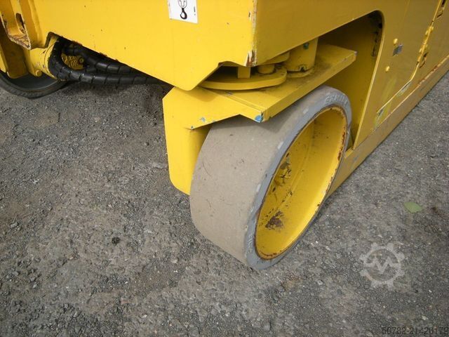 Arbeitsbühne GENIE GS 3246 Scherenarbeitsbühne 11,9 m