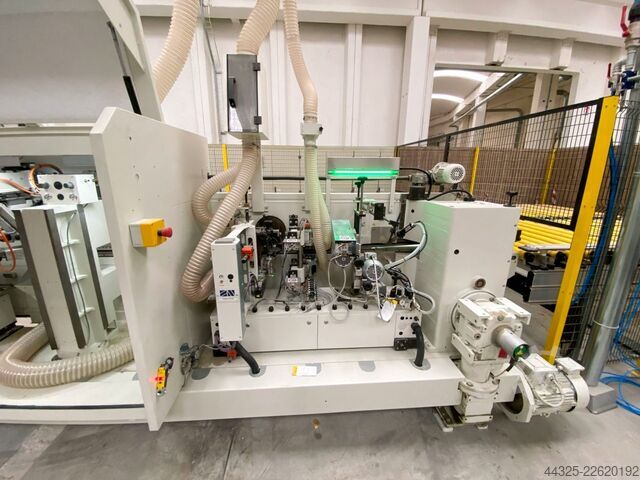 Kantputs- och kantbearbetningsanläggning för dörrar FERWOOD CUSTOMIZED FW-SB DOORFLEX U-LINE