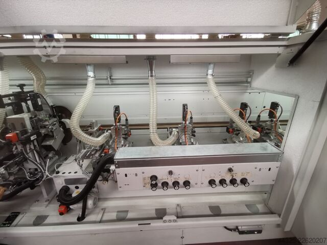 Instalação de refilagem e acabamento de bordas para portas FERWOOD CUSTOMIZED FW-SB DOORFLEX LINE