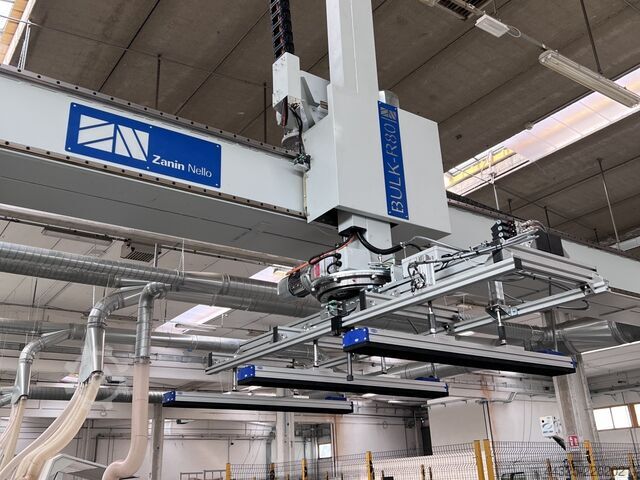 Instalação de refilagem e acabamento de bordas para portas FERWOOD CUSTOMIZED FW-SB DOOR LINE