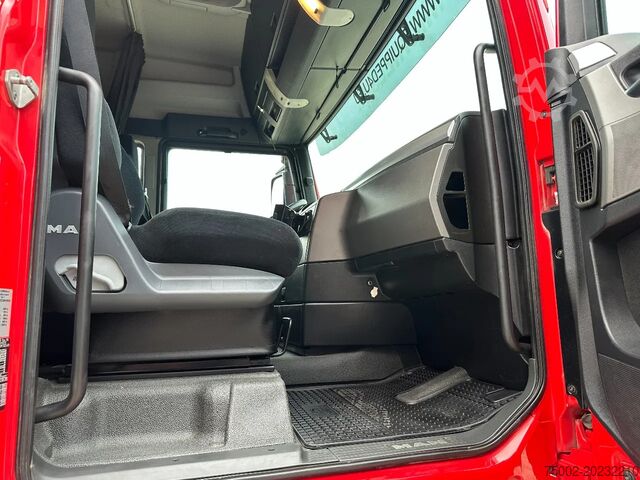 Padrão-SZM MAN TGX 33.480 6x4, FULL SPRING, MANUAL GEARBOX, BI...