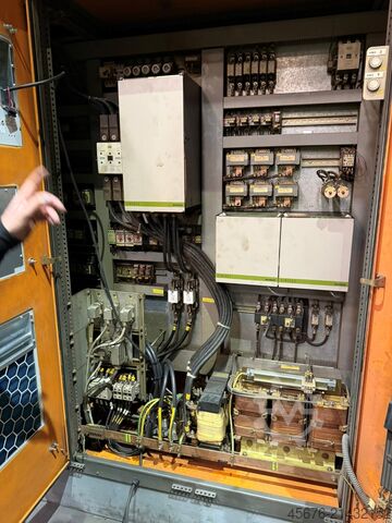 ЦNЦ ploča dosadan mlin SCHIESS FRORIEP FB 225