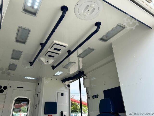 Itfaiye aracı RENAULT Master / Rettungswagen Trage / Liege