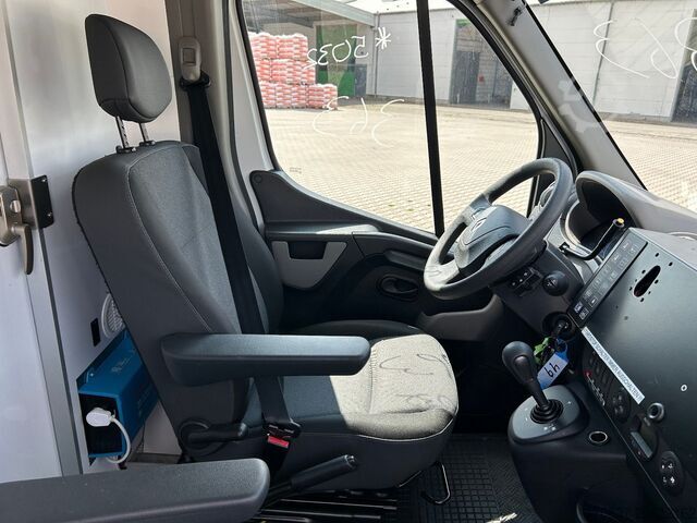 Itfaiye aracı RENAULT Master / Rettungswagen Trage / Liege