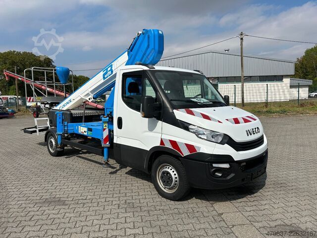 Kamyon üzeri eklemli platform IVECO Daily 35-12 / Socage 23 T + Funk / HomeButton