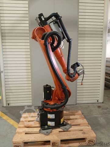 Robot przemysłowy KUKA KR16 R2010 C4
