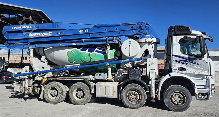 Samochód z pompą do betonu Mercedes-Benz Arocs, Sermac 33