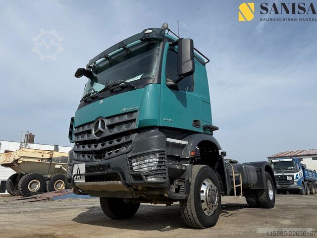 Standard tractor unit Mercedes-Benz Arocs 1845/4x4/Kipphydraulik