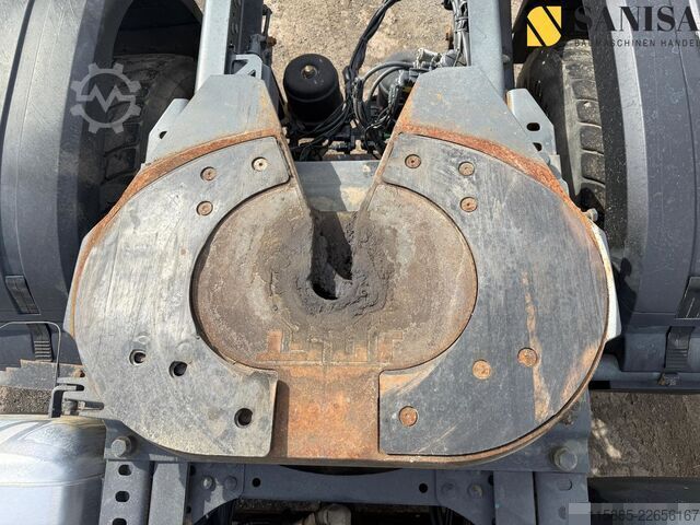 Standard tractor unit Mercedes-Benz Arocs 1845/4x4/Kipphydraulik