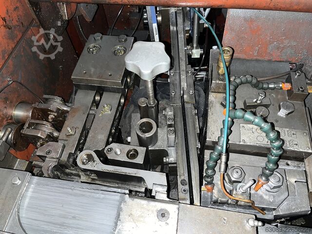 Dispozitiv combinat de ascuțit vârfuri și rulat filete National Machinery FXTC