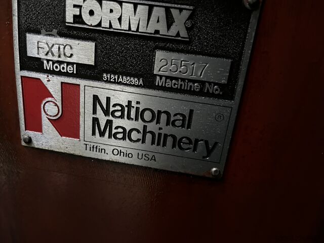 Dispozitiv combinat de ascuțit vârfuri și rulat filete National Machinery FXTC