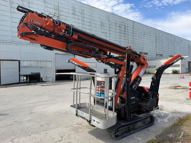 Plateforme élévatrice sur chenilles Cormidi KB 23