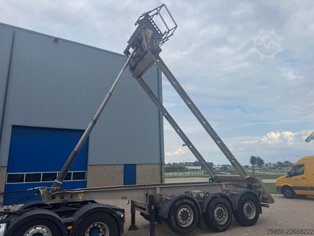 Transport av containrar Schmitz Cargobull Gotha SGF S3 20FT Kipper-Tipper-Kiep / 1x Lift-Axle /...