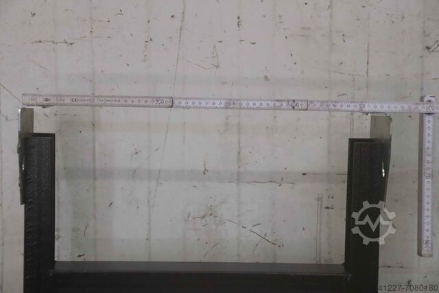 Halterung für Förderband unbekannt 665/150/H617 mm