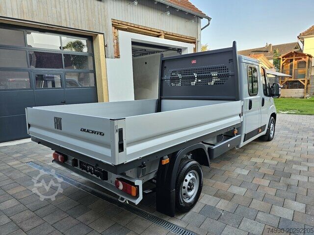 Pick-up van Fiat Ducato 140 DOKA Pritsche 2,9 Meter Klima DAB