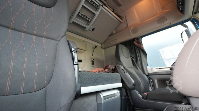 Standart-SZM DAF XF 480 SSC tractor unit