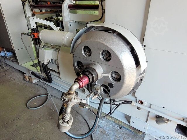 Maquina enderezadora y cortadora WAFIOS R5