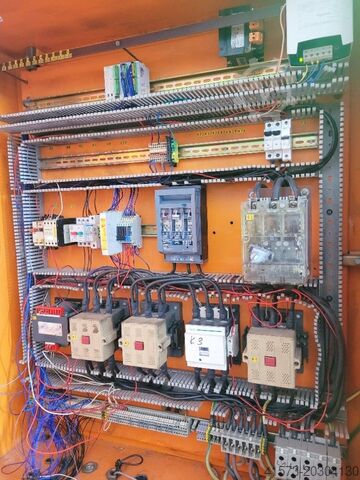 Draadricht- en snijmachine WAFIOS R5