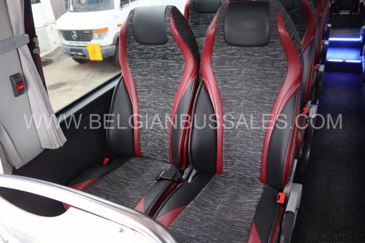 Minibus Iveco Daily Wing Indcar