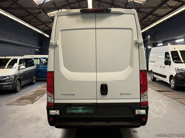 Furgone a tetto alto IVECO Daily 35S18  MAXI HI-Matic AC TEMPO R-CAM LUFT