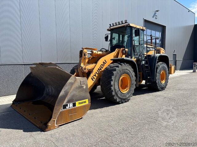 Φορτωτής τροχών Hyundai HL 770-9 A