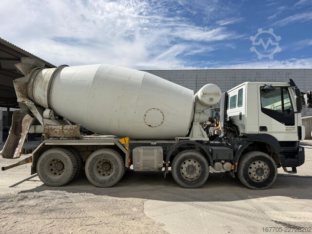 Autobetoniere IVECO TRAKKER 400
