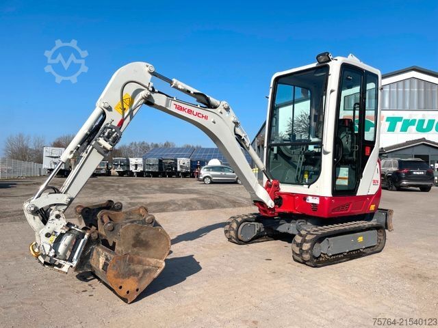 Mini excavator TAKEUCHI TB 216/Powertilt/Taklock/Verbreiterbar/ 2 Stk.!