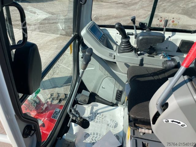 Mini excavator TAKEUCHI TB 216/Powertilt/Taklock/Verbreiterbar/ 2 Stk.!