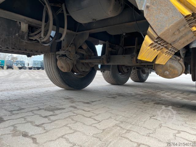 Tipper semitrailer KEMPF ca. 50m³ 2-Seiten Kombikipper/Schleuse/Alufelgen