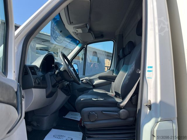 Box van VOLKSWAGEN CRAFTER KOFFER LBW + PORTALTÜR HECKANTRIEB KLIMA