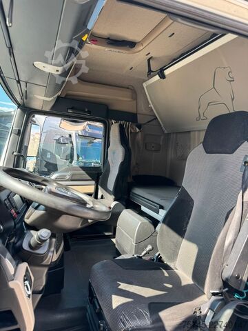 Yüksek hacimli çekici MAN TGX 18.460 * VOLUMEN * RETARDER*315 / 70 BEREIFT