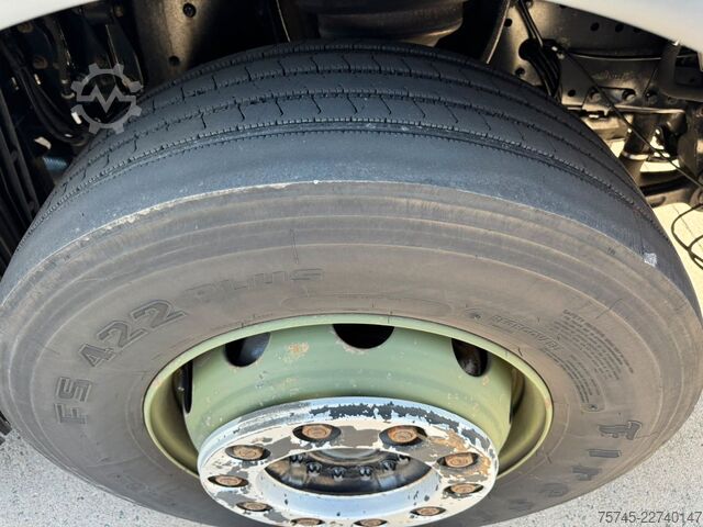 Yüksek hacimli çekici MAN TGX 18.460 * VOLUMEN * RETARDER*315 / 70 BEREIFT
