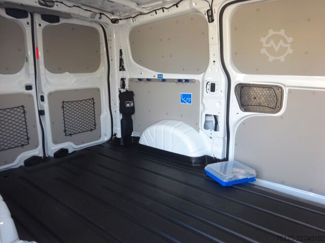 Bestelwagen FORD Transit Custom 320L1 Sport 4x4 Aut. AHK Standhz