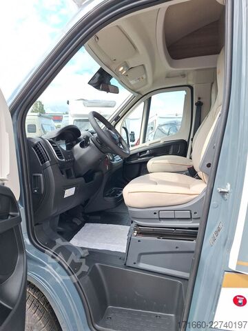 Halvintegreret autocamper BÜRSTNER B66 TD 690 *Hubbett*Lithium*TV/SAT